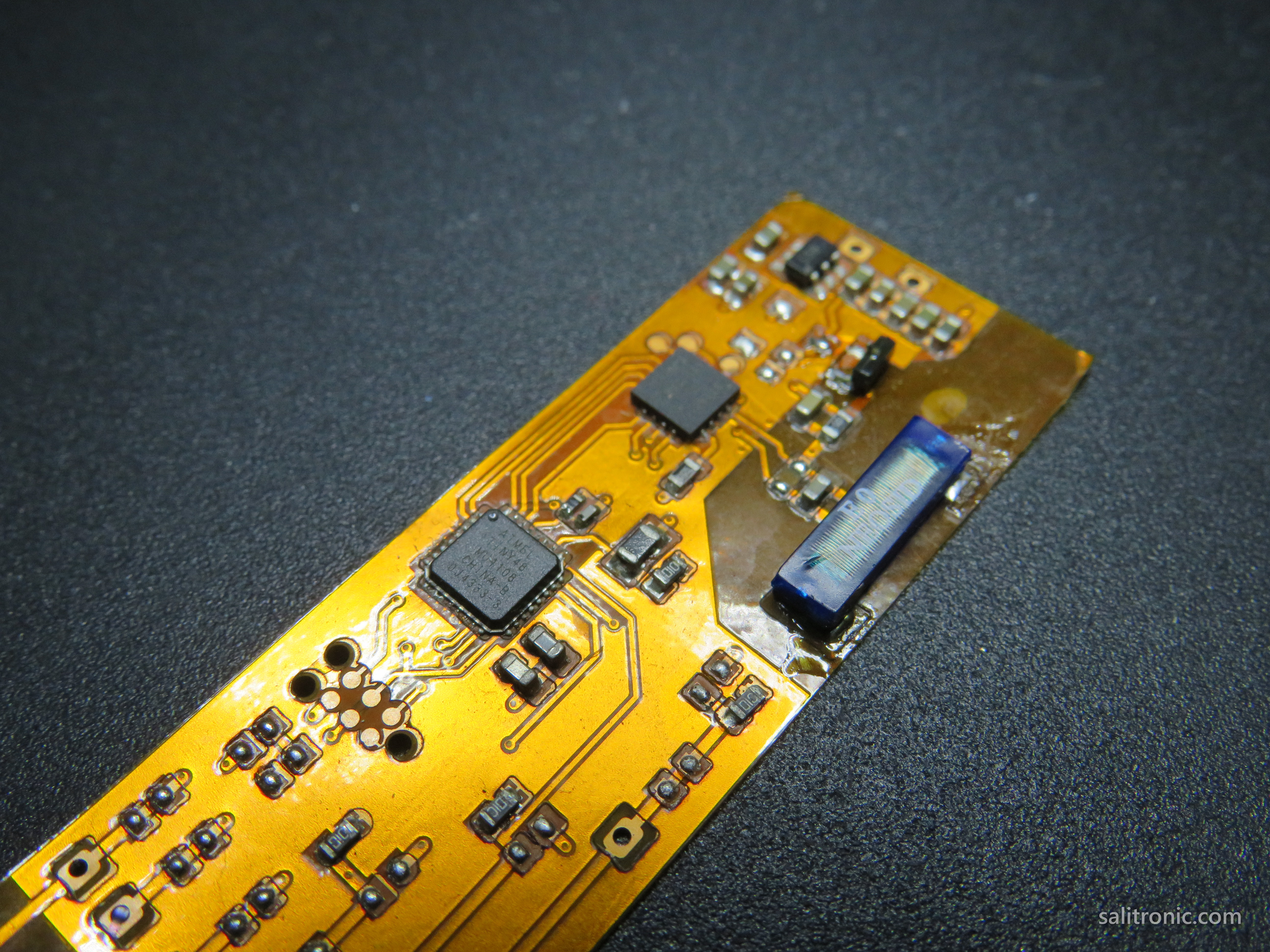 NFC powered conveyor belt damage sensor PCB